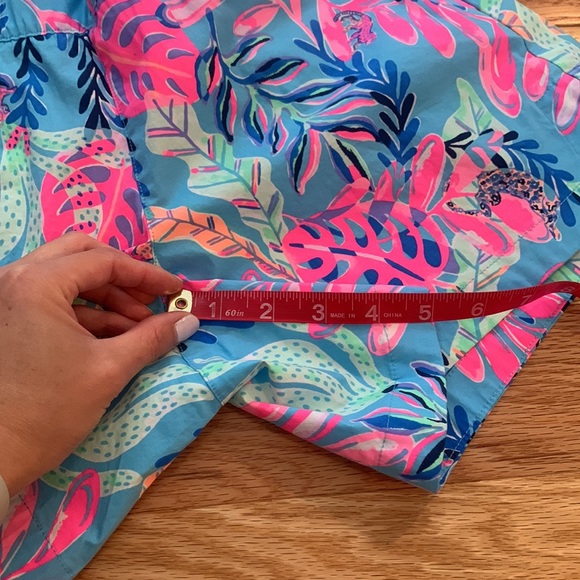 New Lilly Pulitzer Ocean View Shirts Porto Blue you've been spotted size Small - Picture 7 of 9